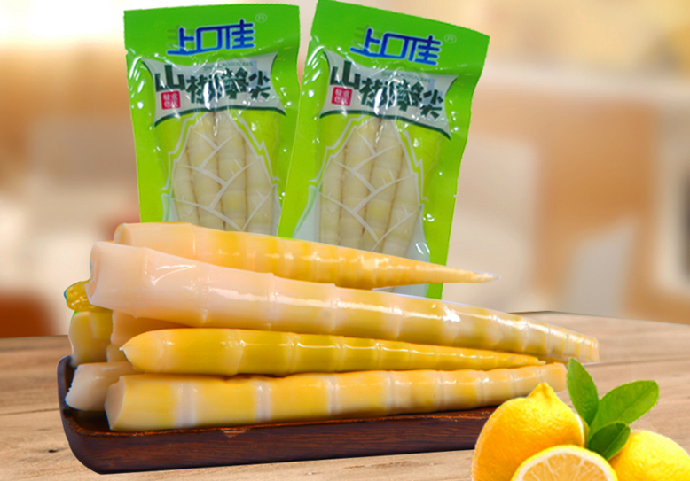 重庆上口佳农业开发有限公司展示的山椒笋尖预制菜产品。梁平区委宣传部供图