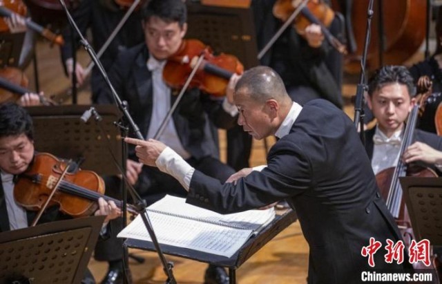 琵琶与铜管对话 谭盾携北京交响乐团首演《北京中轴龙脉之钟》